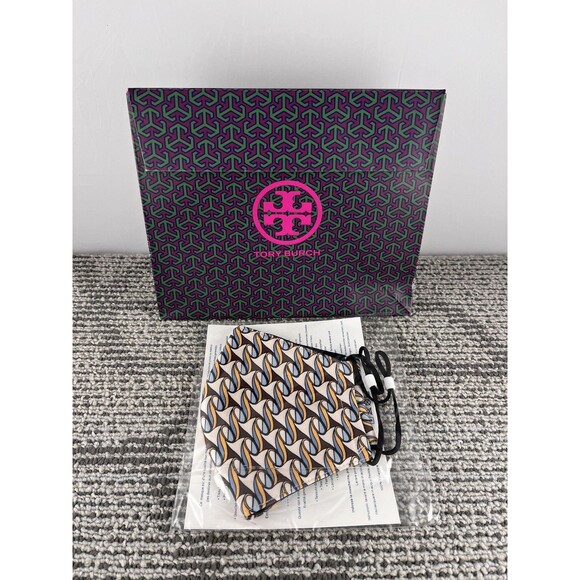 Tory Burch Face Masks New/Sealed Geometric Print - Picture 1 of 4